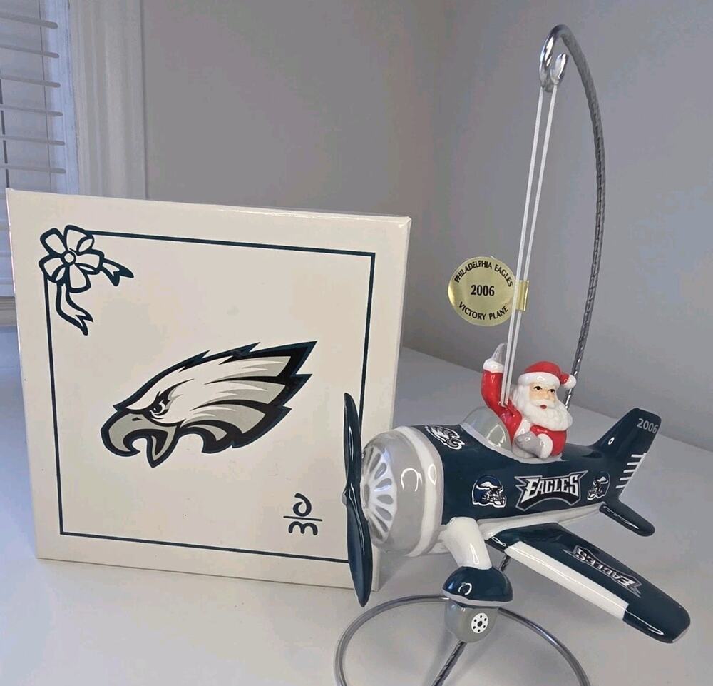 Philadelphia Eagles 2006 Victory Plane Santa Christmas Ornament NFL Football